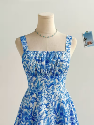 Women's Blue & White Botanical Vacation Maxi Dress